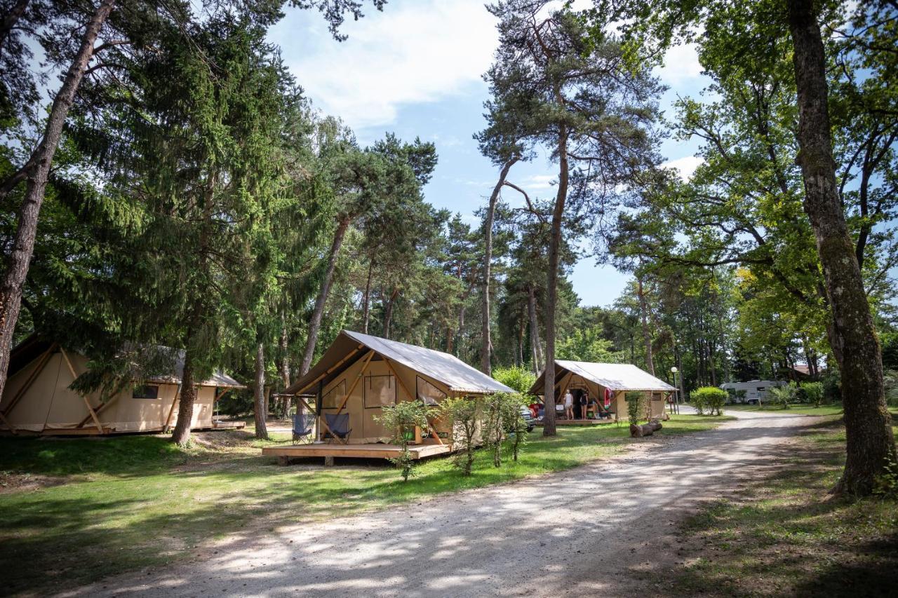 Camping La Pinede 호텔 엑세네벡스 외부 사진